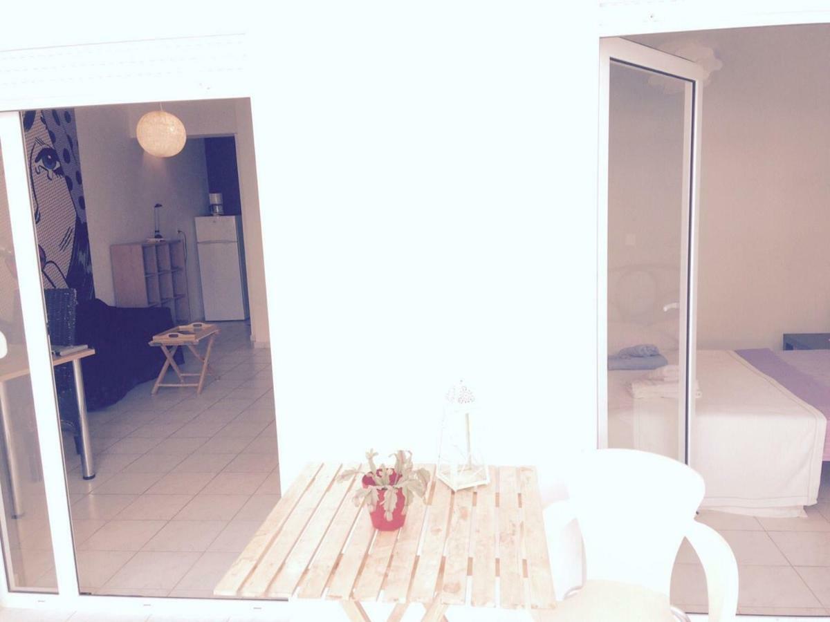 Korona Beach Apartments I Rethimno Eksteriør billede